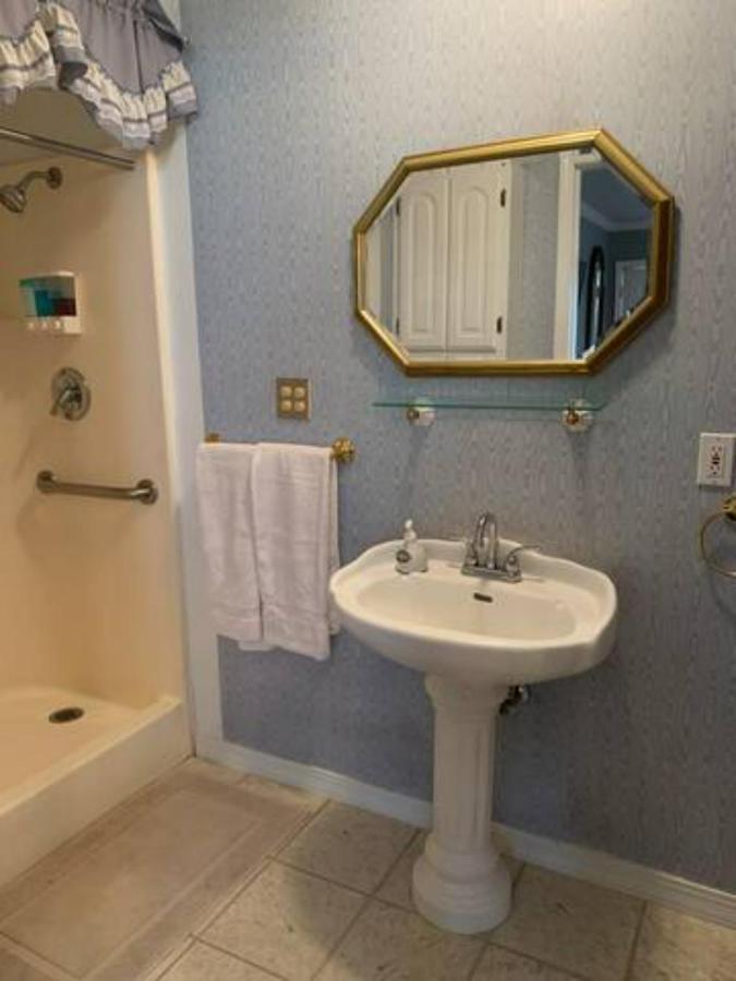 Dickey House Bed And Breakfast Marshfield Εξωτερικό φωτογραφία