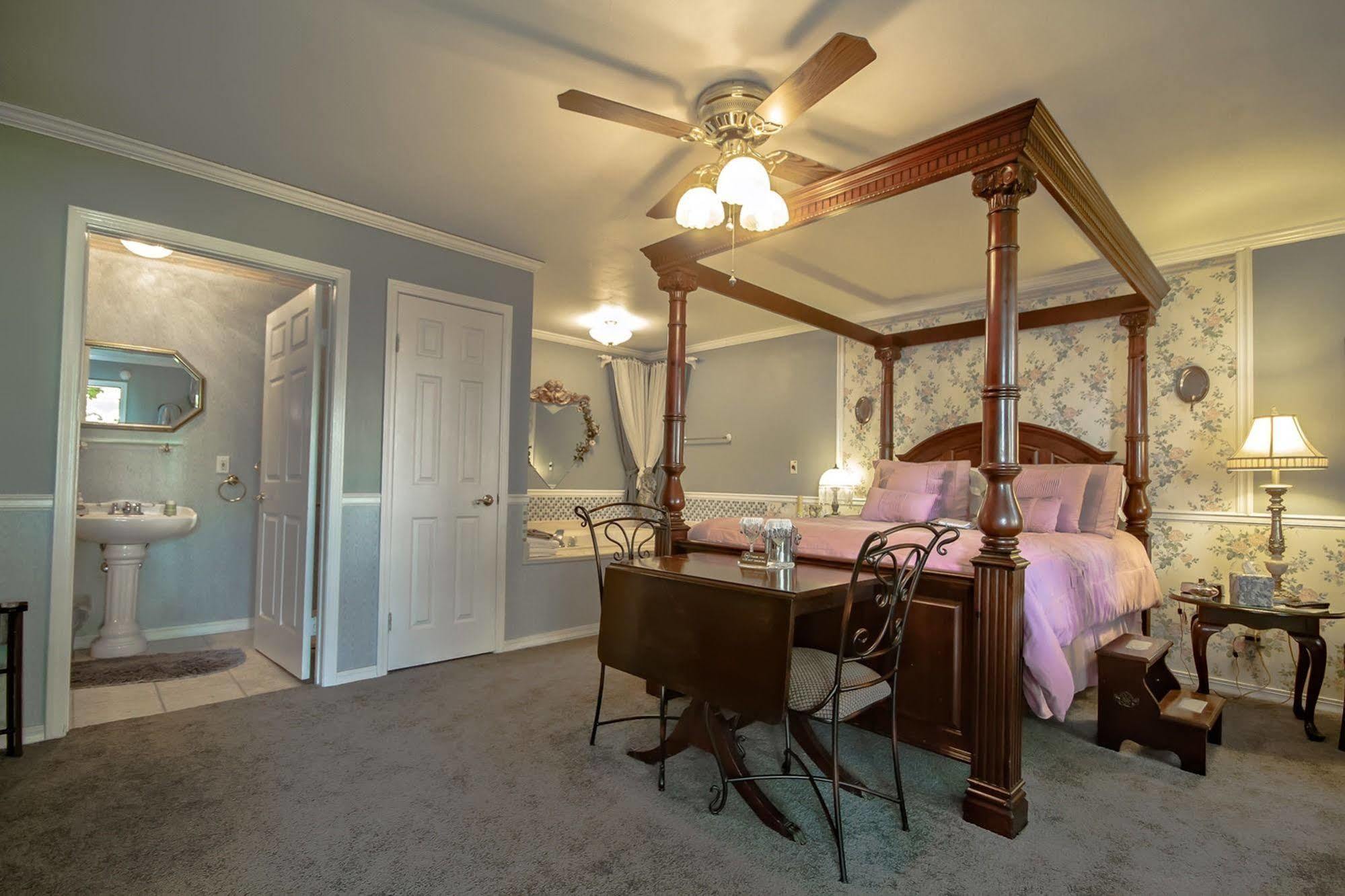 Dickey House Bed And Breakfast Marshfield Εξωτερικό φωτογραφία