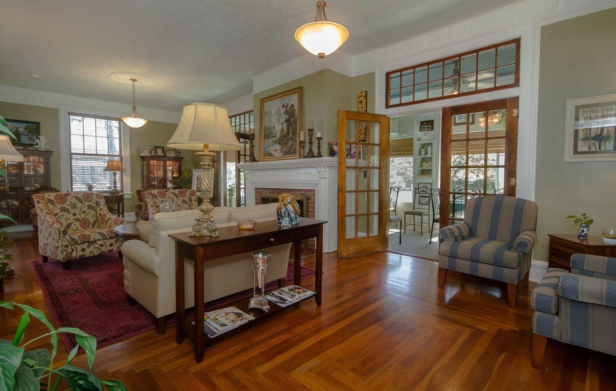 Dickey House Bed And Breakfast Marshfield Εξωτερικό φωτογραφία